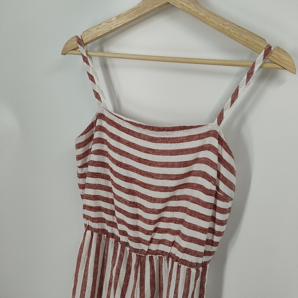 C&C California Linen Romper - Picture 3 of 7